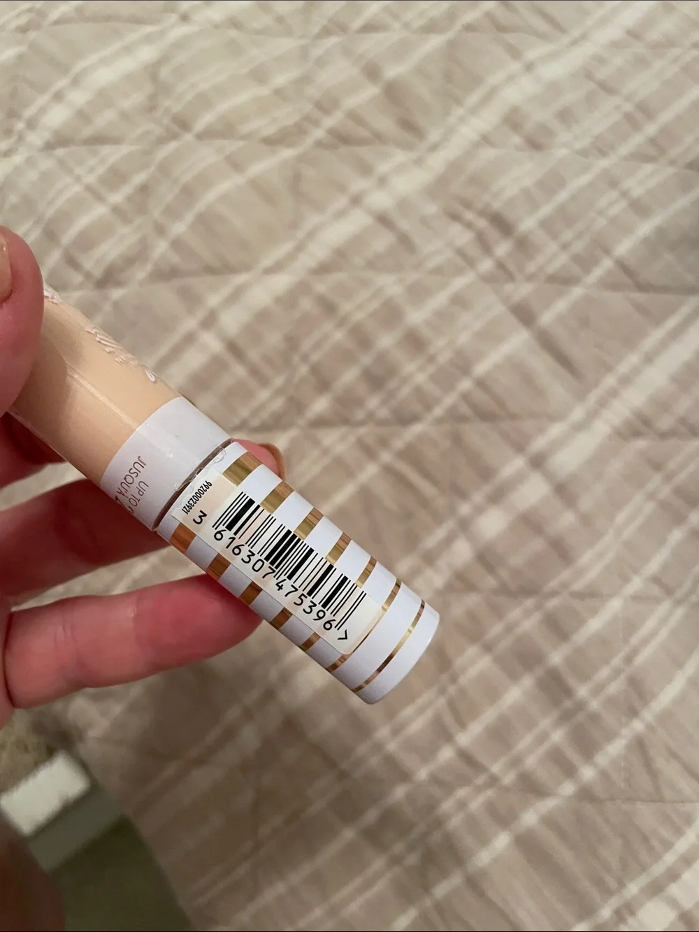 COVERGIRL TruBlend Liquid Concealer - porcelain with Gold-Trim Cap